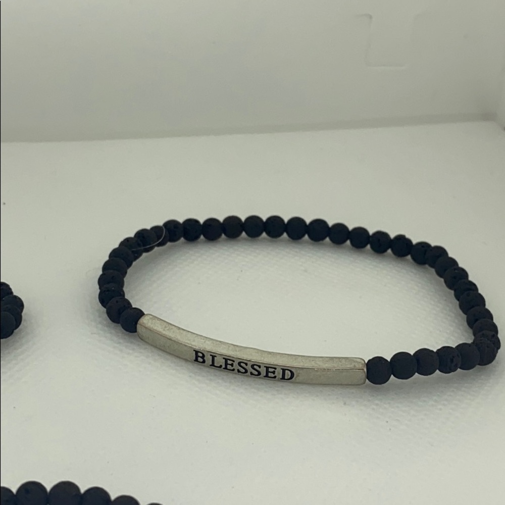 Diffuser Bracelets - Picture 2 of 3